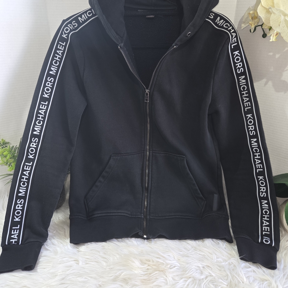 Michael Kors Black Logo-Trim Hoodie & Joggers Set - Picture 2 of 15
